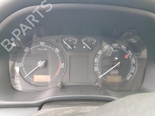 Used Instrument cluster SKODA OCTAVIA I (1U2) [1996-2010]  11276196