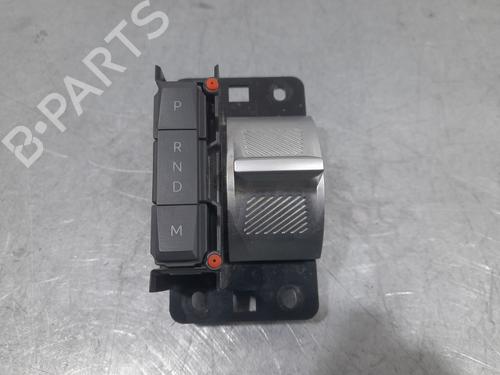 Used Gear lever Gear lever PEUGEOT 3008 II SUV (MC_, MR_, MJ_, M4_) 1.5 BlueHDi 130 (131 hp) 26891370 26891370