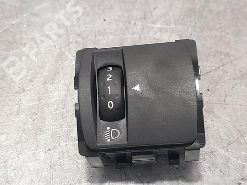 Electronic module RENAULT MEGANE IV Hatchback (B9A/M/N_)  | BP10501585M83 