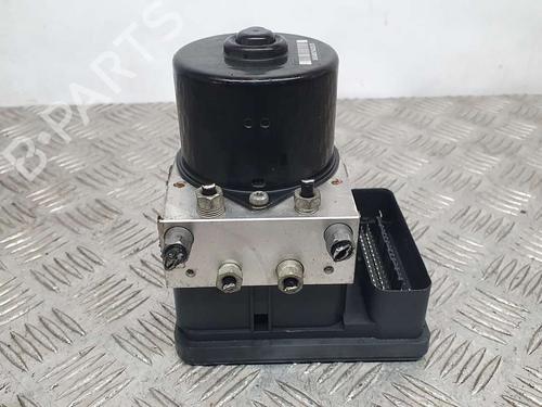 Used ABS pump VOLVO C70 II Convertible (542) 2.0 D (136 hp) 6871396