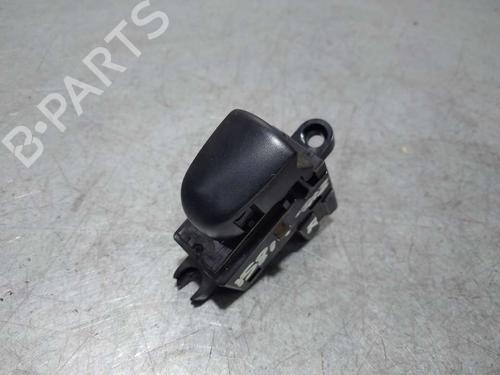 Used Left rear window switch NISSAN JUKE (F15) [2010-2019]  19398094