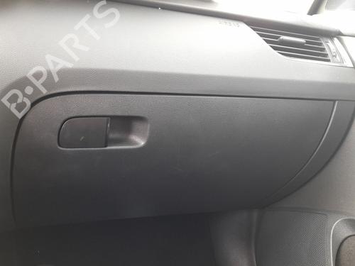 Porta-luvas Porta-luvas SKODA OCTAVIA III (5E3, NL3, NR3) 1.5 TSI (150 hp) 33886560 33886560