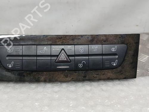Used Switch MERCEDES-BENZ E-CLASS (W211) E 320 CDI (211.026) (204 hp) 30546831