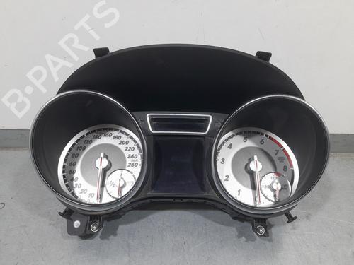 Compteur de vitesse MERCEDES-BENZ GLA-CLASS (X156) GLA 200 (156.943) (156 hp) 13540632