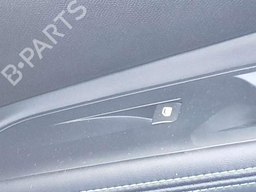 Used Right front window switch PEUGEOT 5008 II (MC_, MJ_, MR_, M4_) [2016-2025]  17031642
