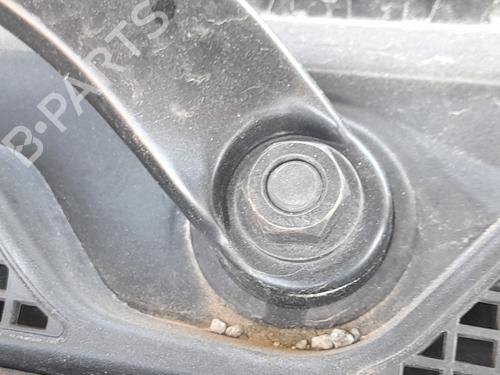 Used Front wiper motor Front wiper motor RENAULT CAPTUR I (J5_, H5_) 1.5 dCi 90 (J5N4, J5M5, J5MW, J5M6, J5AL, J5AJ) (90 hp) 36498613 36498613