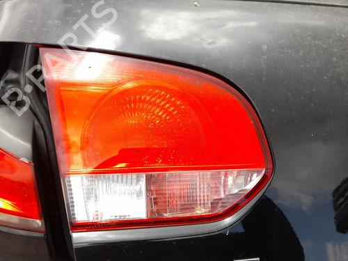 Venstre baglygte bagklap Venstre baglygte bagklap VW GOLF VI (5K1) 1.6 TDI (105 hp) 36302947 36302947