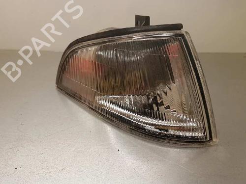 right-front-indicator-rover-400-ii-xw-418-td-1990-1991-1992-1993-1994-1995-12565001 main image