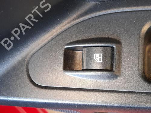 Mando elevalunas delantera derecho Mando elevalunas delantera derecho FIAT TIPO Estate (356_, 357_) 1.3 D (356WXH1A) (95 hp) 37217534 37217534