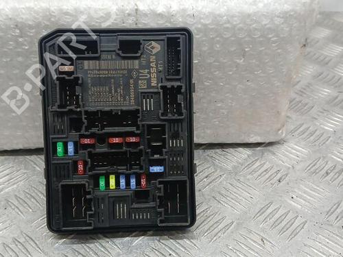 Used Fuse box RENAULT TALISMAN (LP_) 1.7 Blue dCi 120 (LPA7) (120 hp) 27241125