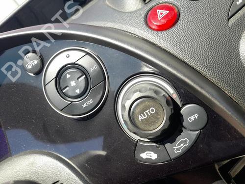 AC Styreenhet / Manøvreringsenhet HONDA CIVIC VIII Hatchback (FN, FK) 1.4 (FK1) (83 hp) 26392522