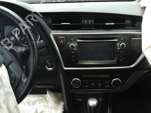 Left front driveshaft TOYOTA AURIS (_E18_) | BP5649631M38