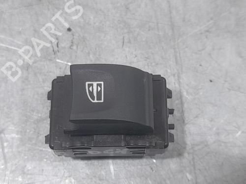 Mando elevalunas delantera derecho RENAULT KADJAR (HA_, HL_) 1.5 BLUE dCi 115 (HLA6) (116 hp) 32335653