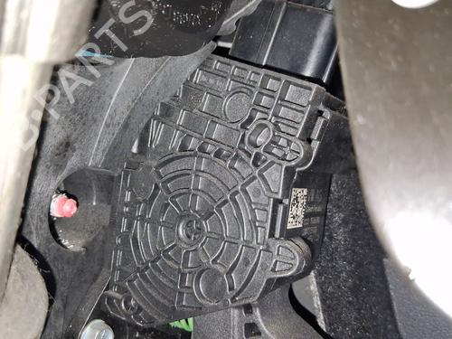 pedal-skoda-kamiq-nw4-2019-38704935 main image