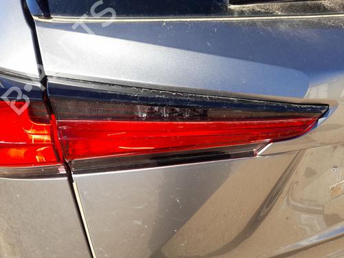 Feu de coffre gauche LEXUS NX (_Z1_) 300h (AYZ10_, AYZ10R) (197 hp) 30570547