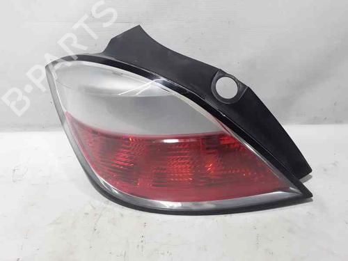 Used Left taillight OPEL ASTRA H (A04) [2004-2014]  4825912