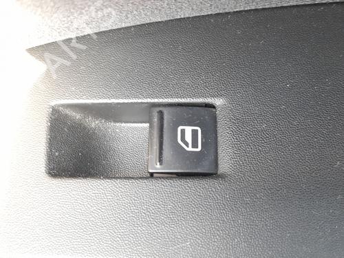 Used Right front window switch Right front window switch 37183602 37183602