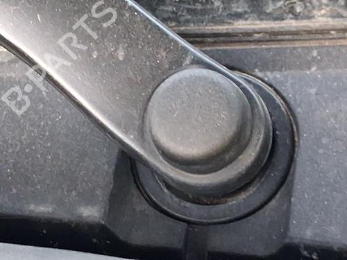 Used Front wiper motor Front wiper motor 38073560 38073560