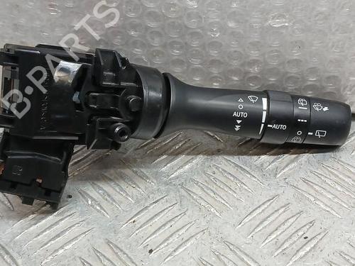 Used Steering column stalk TOYOTA YARIS (_P13_) 1.5 Hybrid (NHP130_, NHP130) (101 hp) 30001876