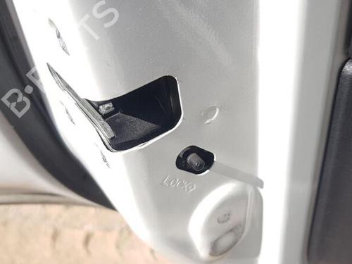 Used Rear left lock NISSAN QASHQAI I (J10, NJ10) 2.0 dCi (150 hp) 29199606