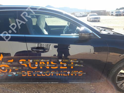 Used Right front door Right front door 31340318 31340318