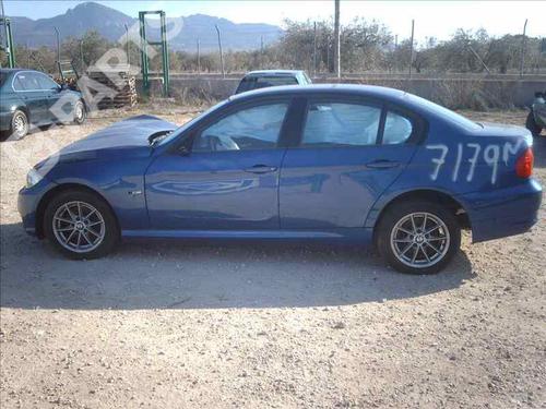 BMW 3 (E90)  318 d  23122