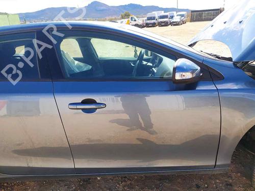 Used Right front door VOLVO V40 Hatchback (525) D3 (150 hp) 24676386