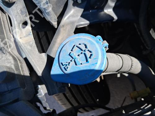 windscreen-washer-tank-bmw-2-active-tourer-f45-2013-2014-2015-2016-2017-2018-2019-2020-2021-34043794 main image