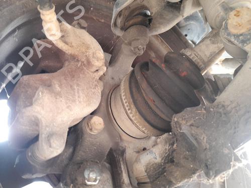 Used Left front steering knuckle NISSAN TERRANO II (R20) 2.7 TD 4WD (101 hp) 30589287