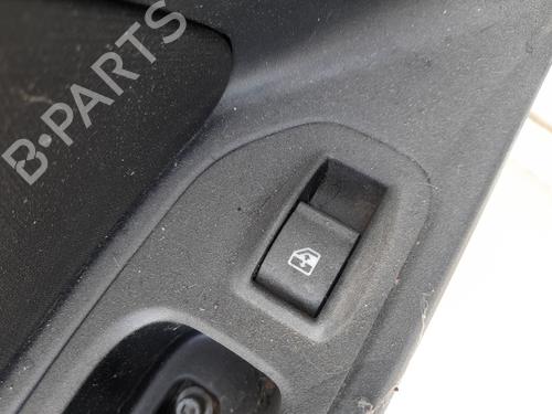 left-rear-window-switch-fiat-tipo-hatchback-356_-357_-2016-31630153 main image