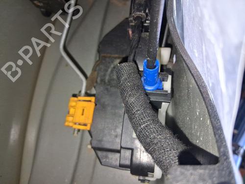 front-right-lock-opel-astra-j-p10-2009-2010-2011-2012-2013-2014-2015-2016-34471879 main image