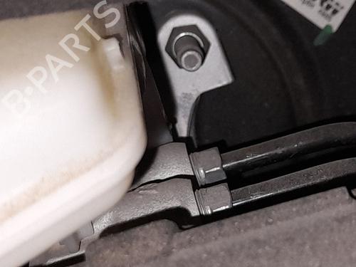 Used Brake master cylinder Brake master cylinder 37796235 37796235