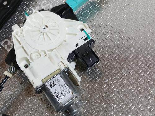 Rear left window mechanism TESLA MODEL Y (5YJY) Long Range All-wheel Drive | BP40149818C24 - Image 3