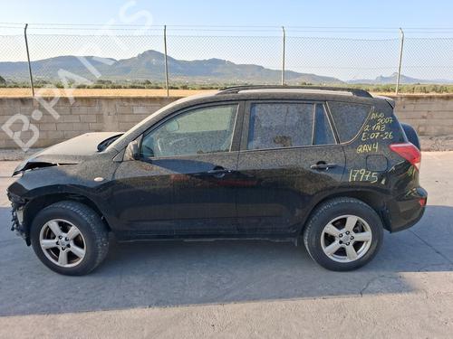 Brugte TOYOTA RAV 4 III (_A3_) 2.0 4WD (ACA30_, ACA30R) 4853325