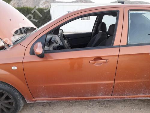 Used Left front door CHEVROLET AVEO / KALOS Saloon (T250, T255) 1.4 (94 hp) 28351587