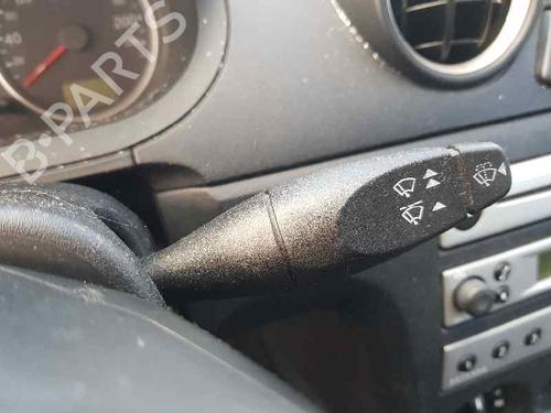 Used Steering column stalk FORD FIESTA V (JH_, JD_) [2001-2014]  30329666