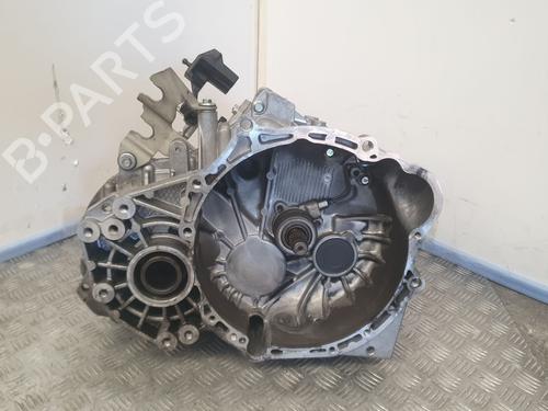 Used Gearbox Gearbox CHEVROLET CAPTIVA (C100, C140) 2.0 D 4WD (150 hp) 33955378 33955378