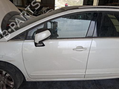 Used Left front door Left front door 37514588 37514588