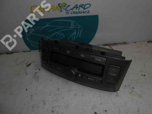 Used Climate control TOYOTA AVENSIS (_T25_) 2.0 VVT-i (AZT250_, AZT250R) (147 hp) 725652