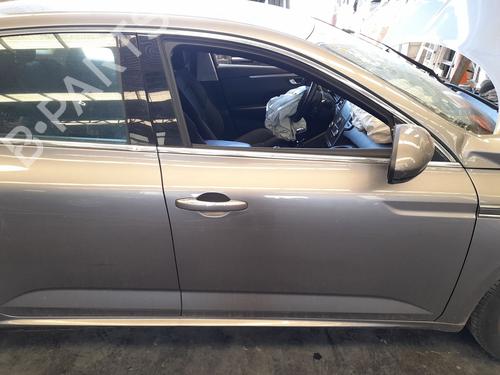 Used Right front door Right front door 37799945 37799945