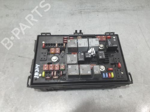 Used Fuse box Fuse box OPEL ASTRA J (P10) 1.7 CDTI (68) (110 hp) 40194985 40194985