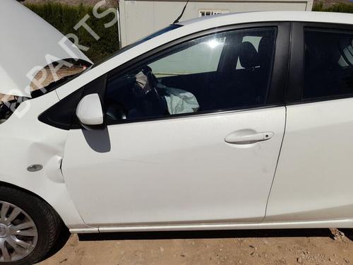 Used Left front door MAZDA 2 (DE_, DH_) 1.3 (DE3FS) (75 hp) 29038339