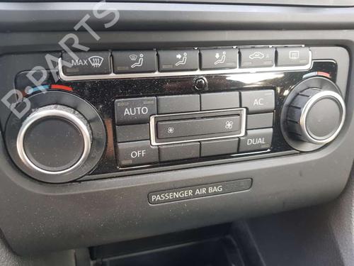Commande Chauffage VW GOLF VI (5K1) 2.0 TDI (170 hp) 17710842
