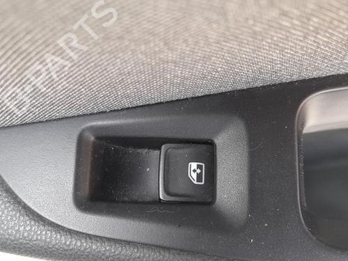 Mando elevalunas trasera derecho Mando elevalunas trasera derecho SEAT LEON (5F1) 1.6 TDI (115 hp) 34246036 34246036