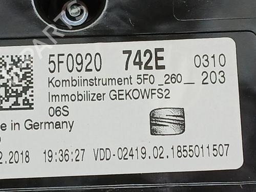Instrument cluster SEAT LEON (5F1) 1.4 TGI | BP26135914C47 