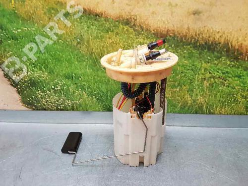 Used Fuel pump FORD FOCUS III Turnier [2010-2020]  2900556