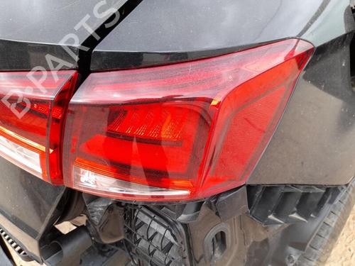 Piloto trasero derecho SEAT ARONA (KJ7, KJP) 1.0 TSI (110 hp) 27680677