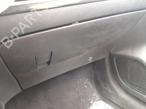 Used Glove box PEUGEOT 208 II (UB_, UP_, UW_, UJ_) 1.2 PureTech 100 (101 hp) 29752648