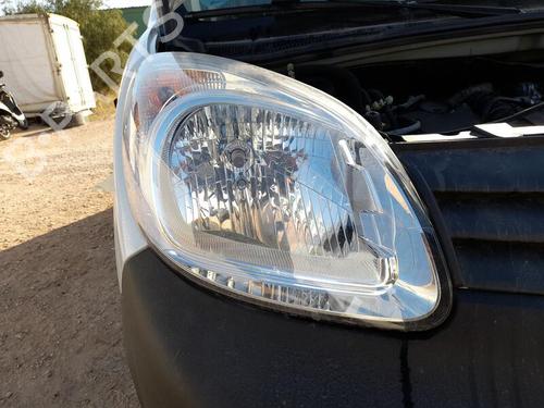 Used Right headlight NISSAN NV250 Van (X61) dCi 80 (80 hp) 29812002