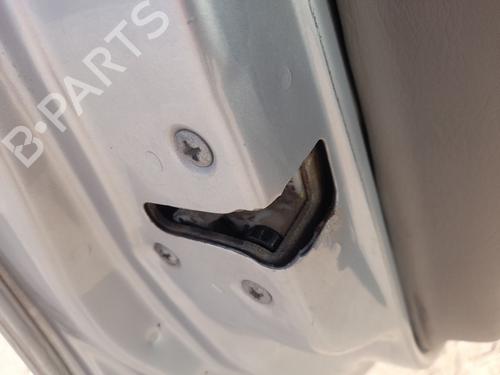 Used Front left lock NISSAN PRIMERA Hatchback (P11) 1.6 16V (106 hp) 31623710